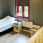 12 Person In Selje-by Traum Feriehus *